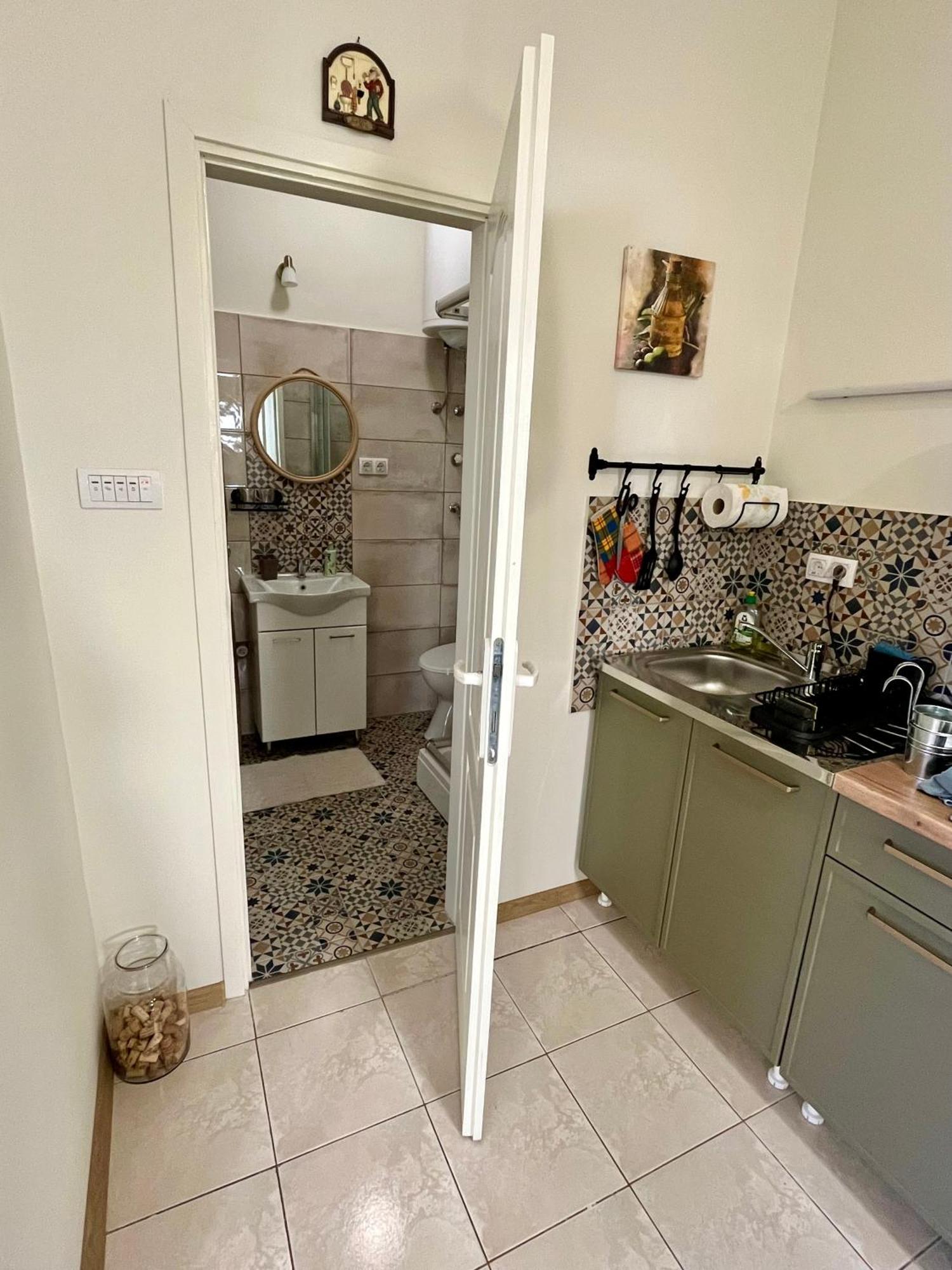 Old Tisa Apartment Senta المظهر الخارجي الصورة